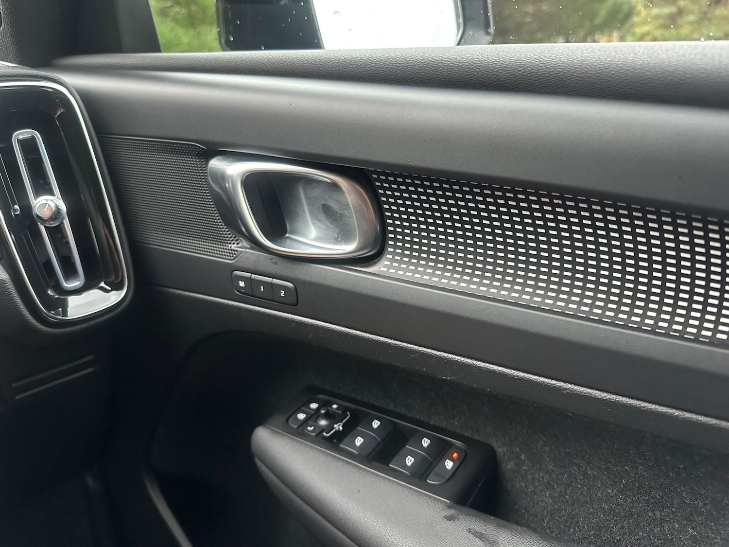 Used Volvo XC40 for sale - 76802491: Photo 28