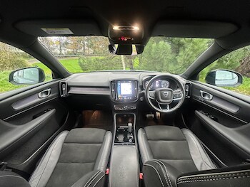 Used Volvo XC40 2021 for sale - 76802491: Photo