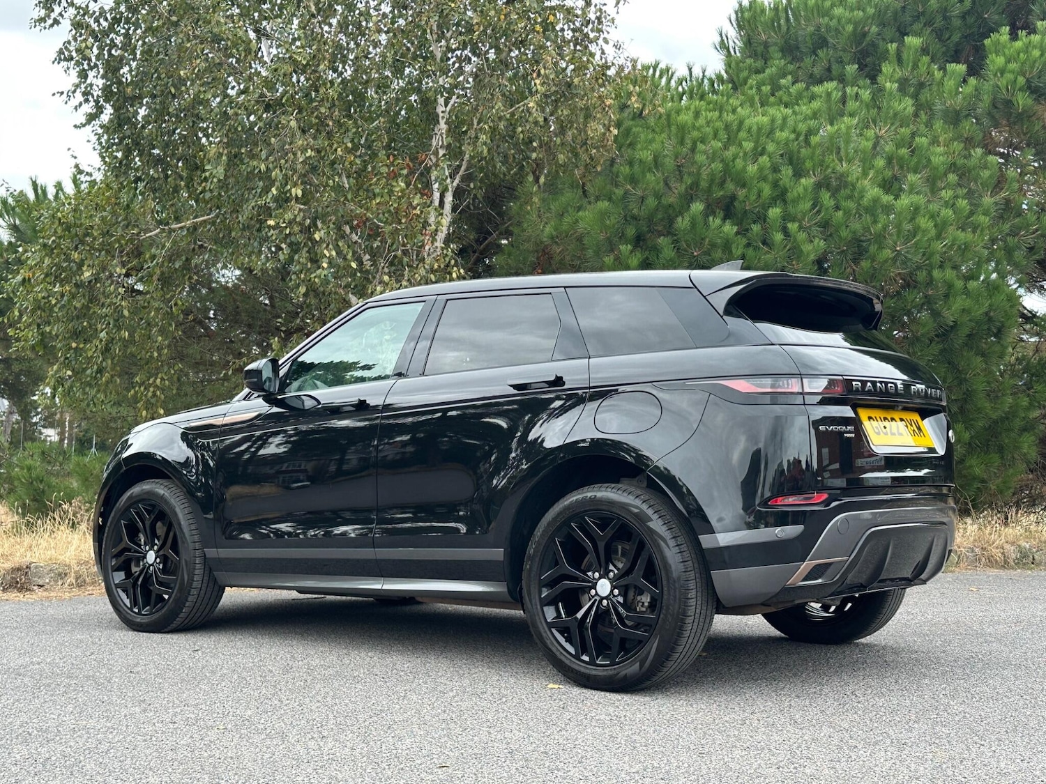 Used Land Rover Range Rover Evoque 2022 for sale - 76801886: Photo 2