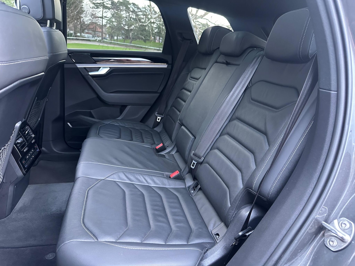 Used Volkswagen Touareg for sale - 77305741: Photo 21