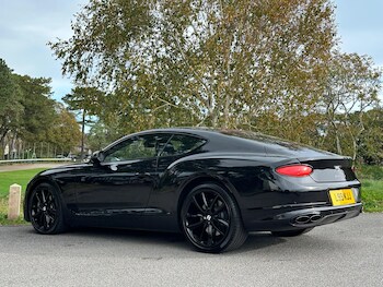 Used Bentley Continental 2021 for sale - 76802488: Photo