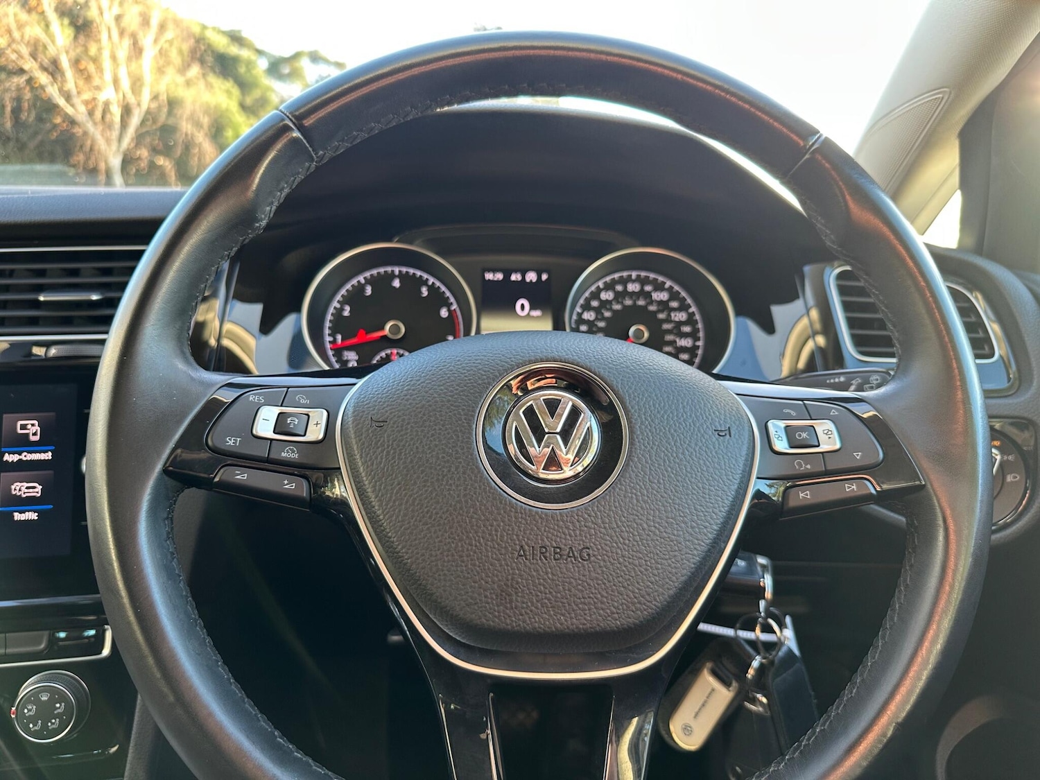 Used Volkswagen Golf 2018 for sale - 76801633: Photo 22