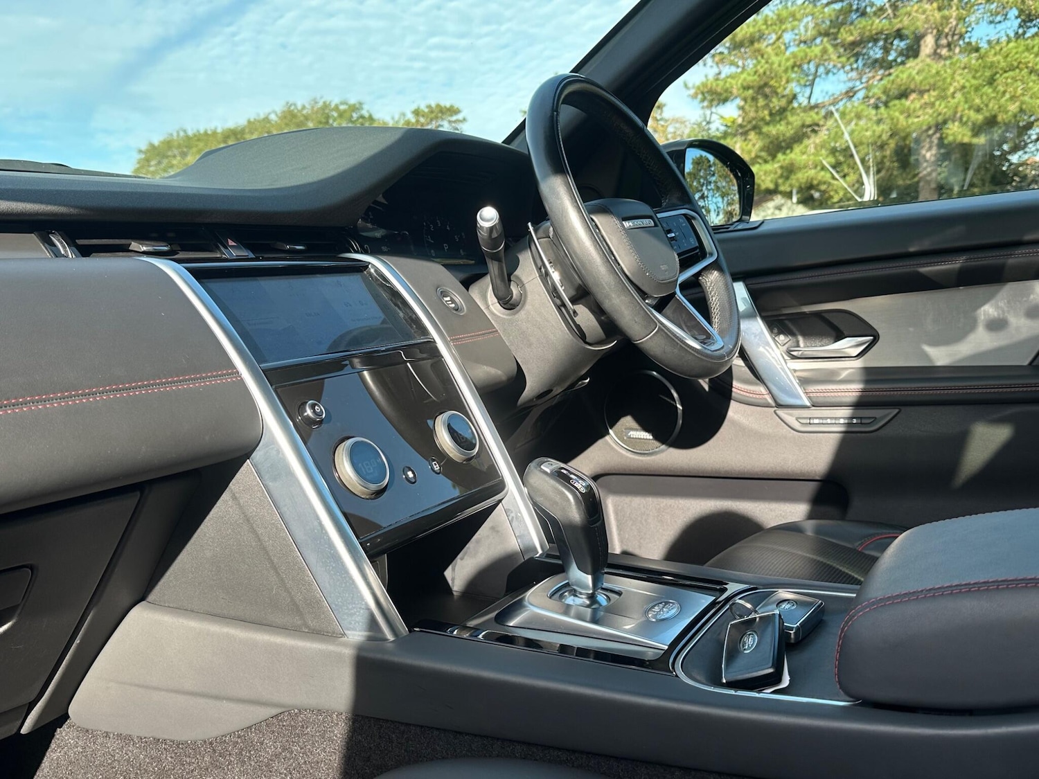 Used Land Rover Discovery Sport for sale - 76802282: Photo 26