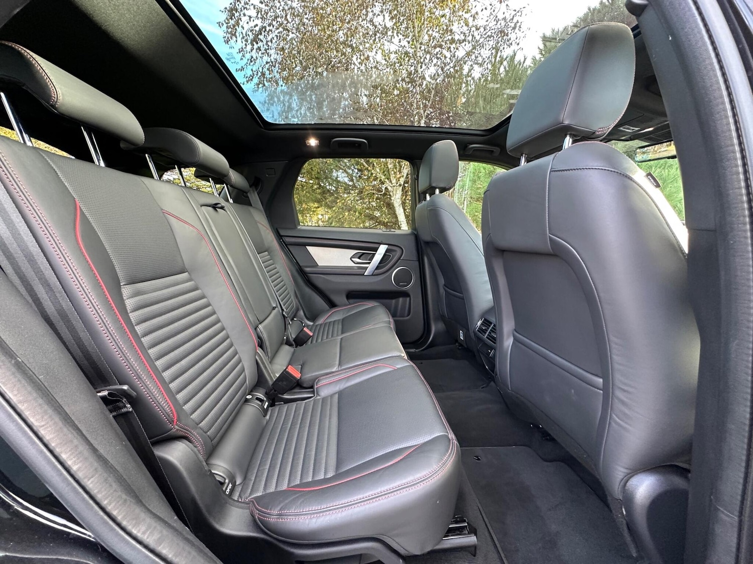 Used Land Rover Discovery Sport for sale - 76802282: Photo 7