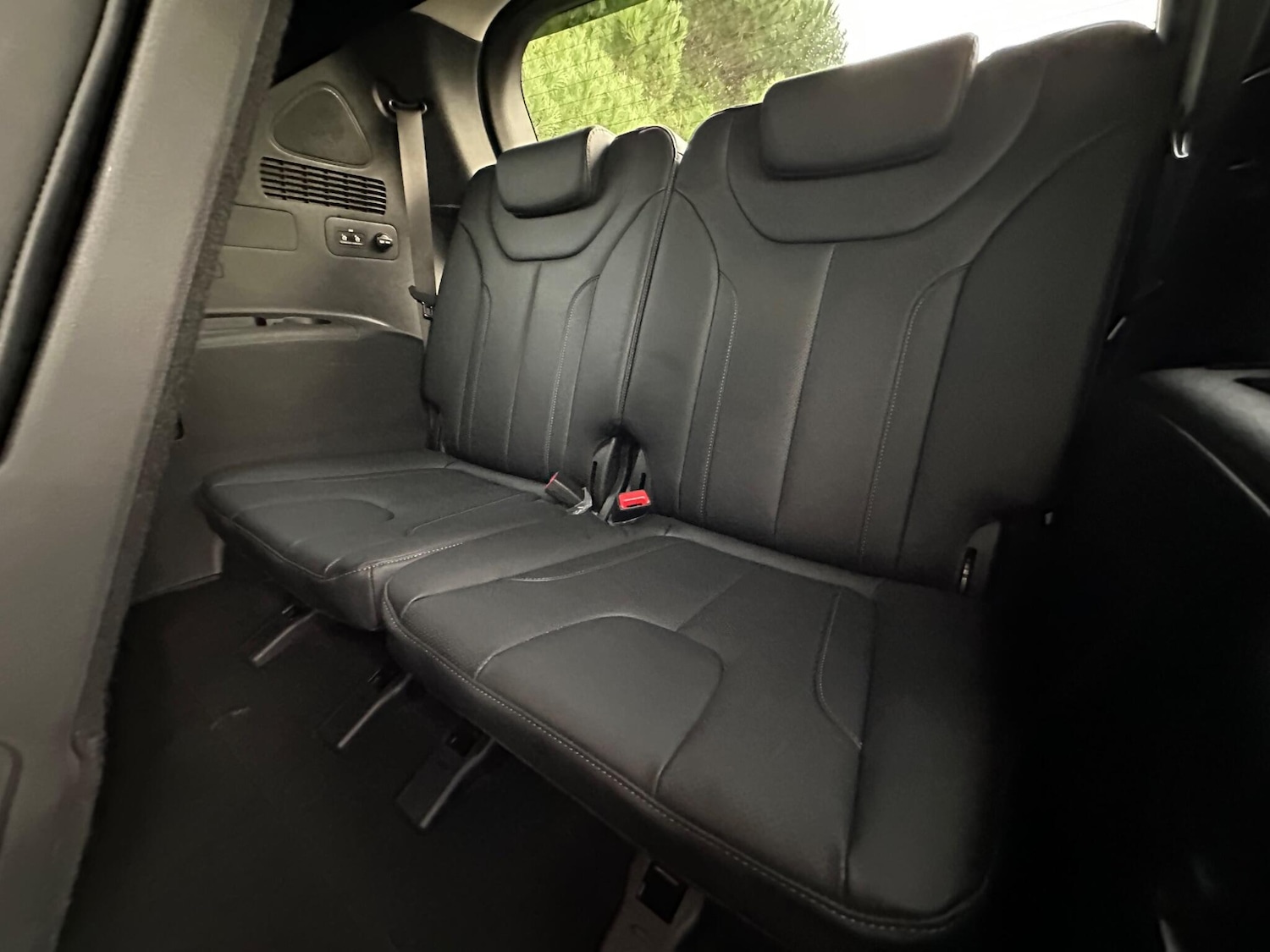 Used Hyundai Santa Fe for sale - 76802438: Photo 10