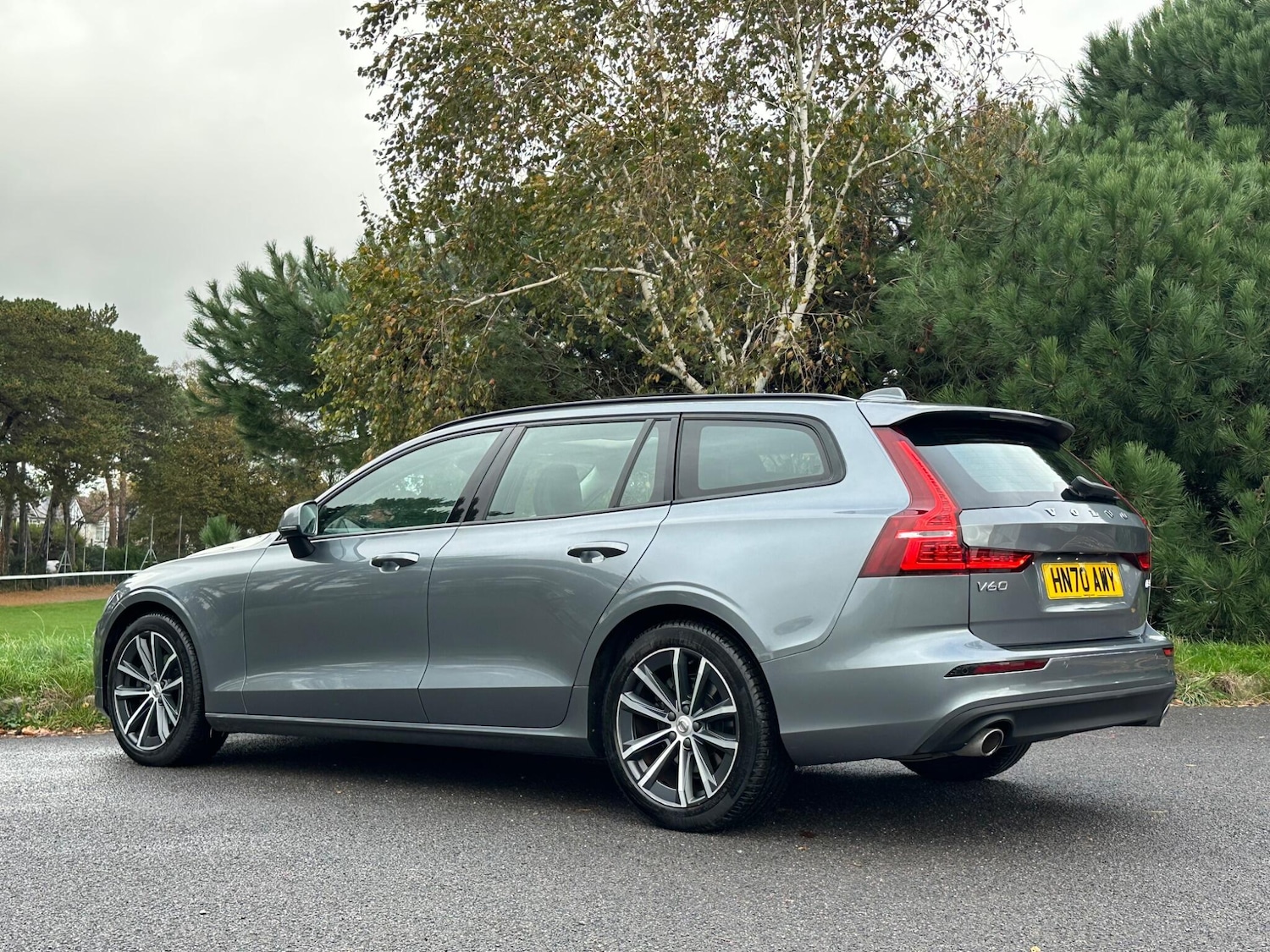 Used Volvo V60 for sale - 76802369: Photo 2