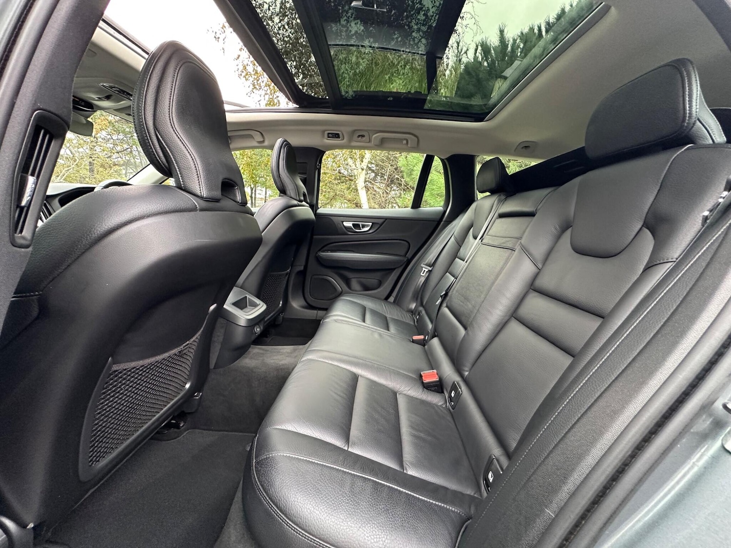 Used Volvo V60 for sale - 76802369: Photo 8