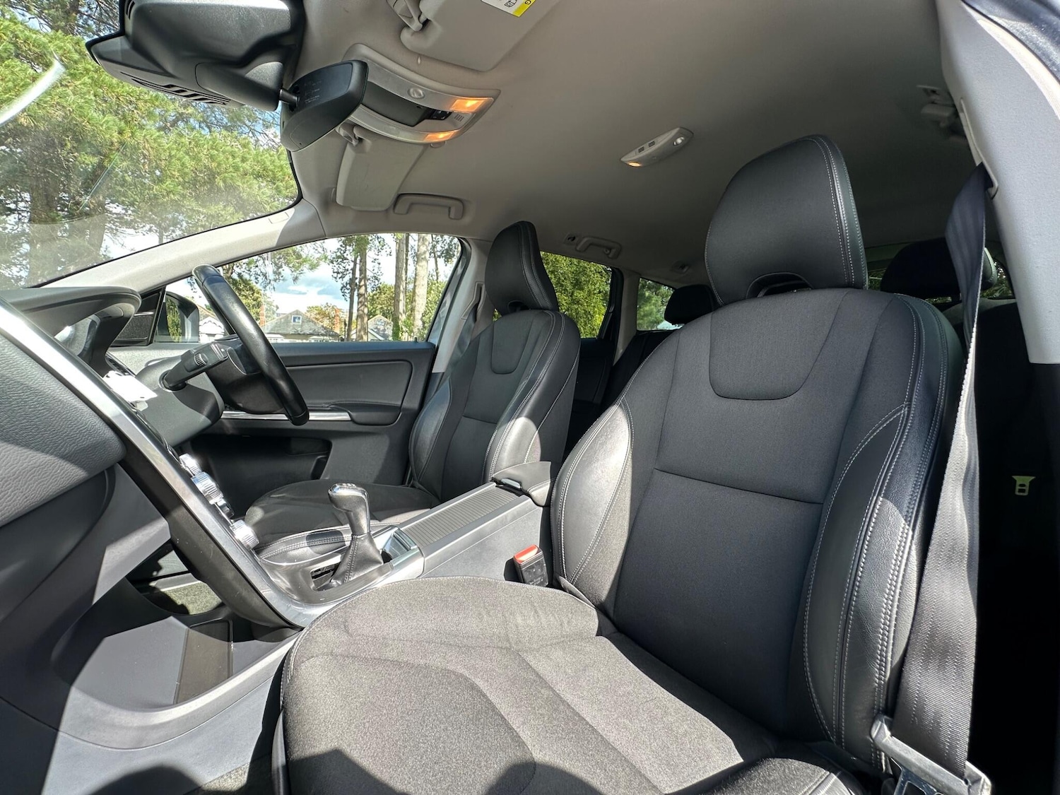 Used Volvo XC60 2016 for sale - 77671218: Photo 4