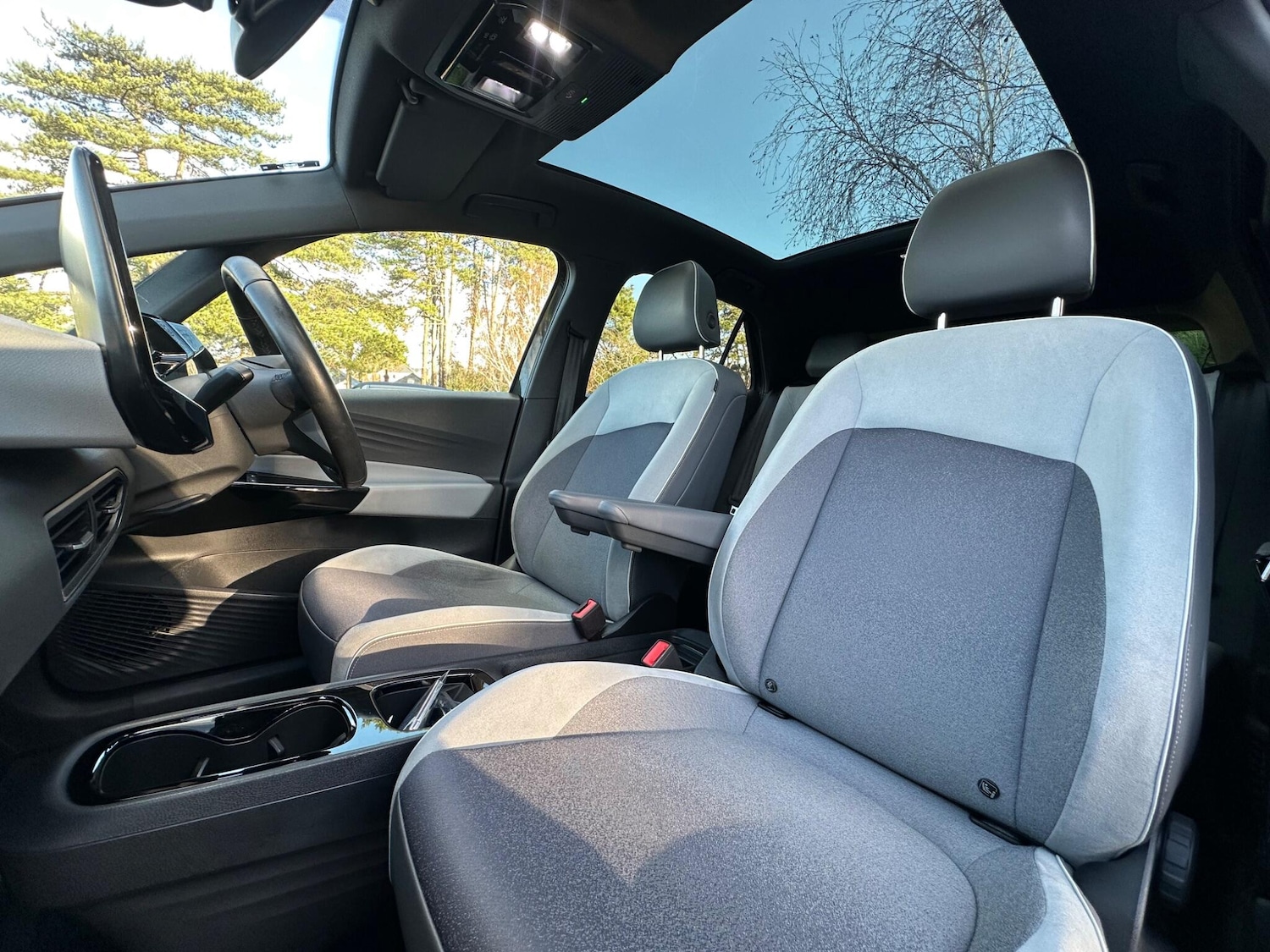 Used Volkswagen ID.3 2021 for sale - 76801849: Photo 4