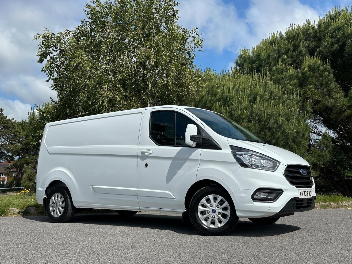 Used Ford Transit Custom for sale - 76802409: Photo 1
