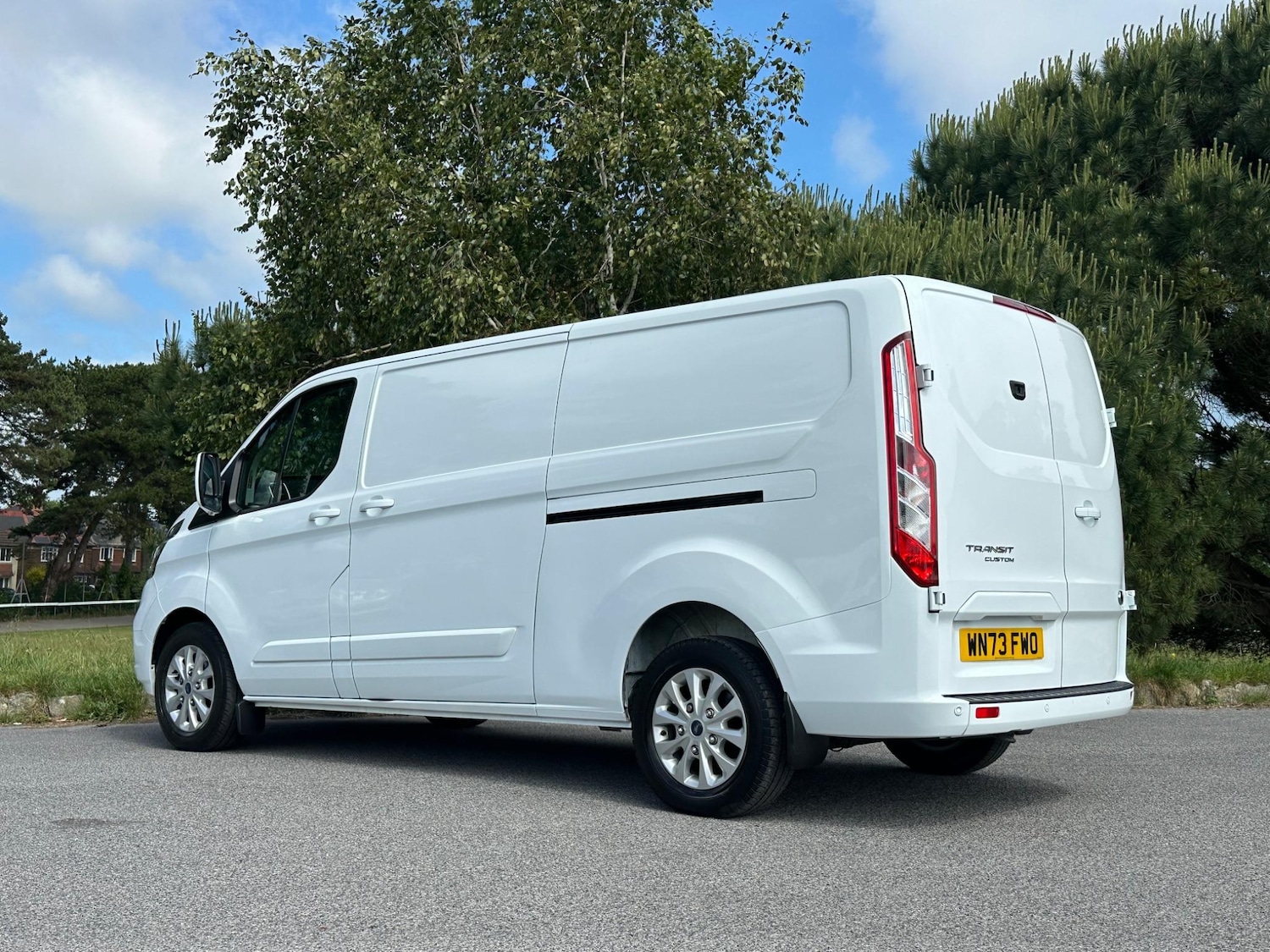Used Ford Transit Custom for sale - 76802409: Photo 2