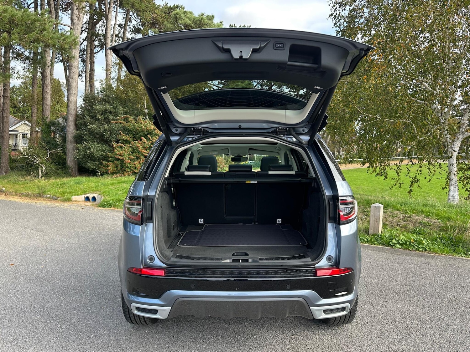 Used Land Rover Discovery Sport 2019 for sale - 76801134: Photo 12