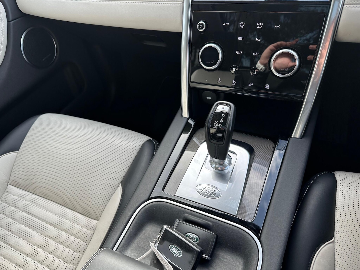 Used Land Rover Discovery Sport 2019 for sale - 76801134: Photo 16