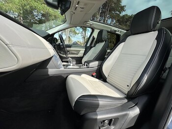 Used Land Rover Discovery Sport 2019 for sale - 76801134: Photo