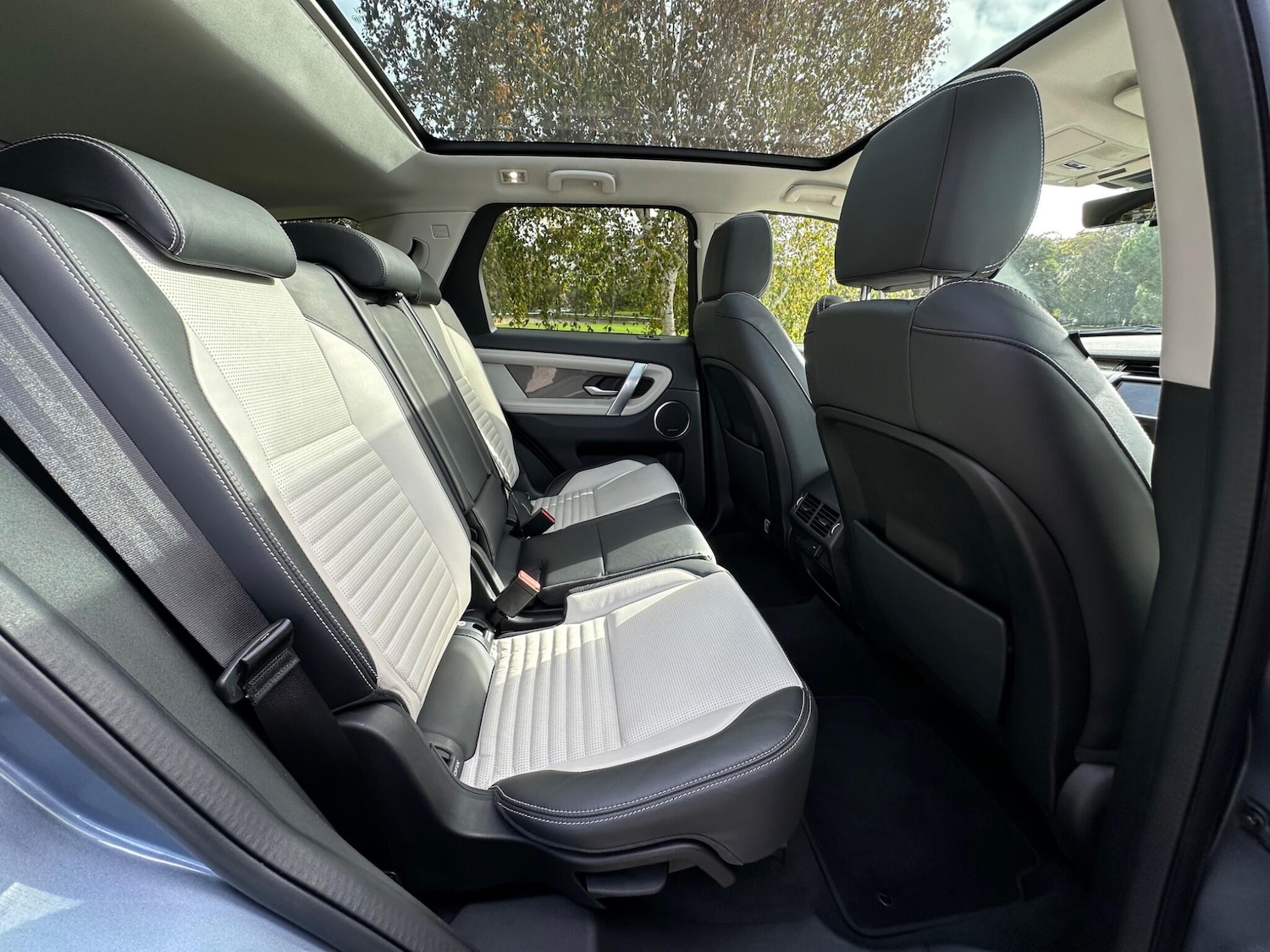 Used Land Rover Discovery Sport 2019 for sale - 76801134: Photo 6