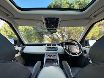 Used Land Rover Range Rover Sport 2017 for sale - 77909551: Photo