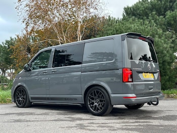 Used Volkswagen Transporter 2021 for sale - 76802399: Photo