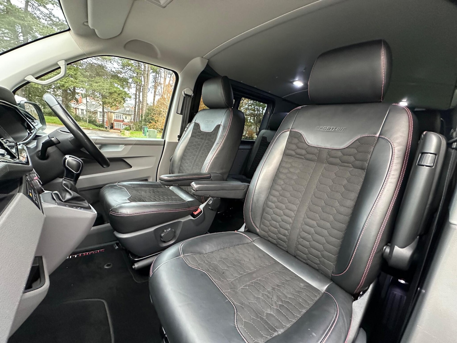 Used Volkswagen Transporter for sale - 76802399: Photo 4