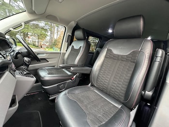 Used Volkswagen Transporter 2021 for sale - 76802399: Photo