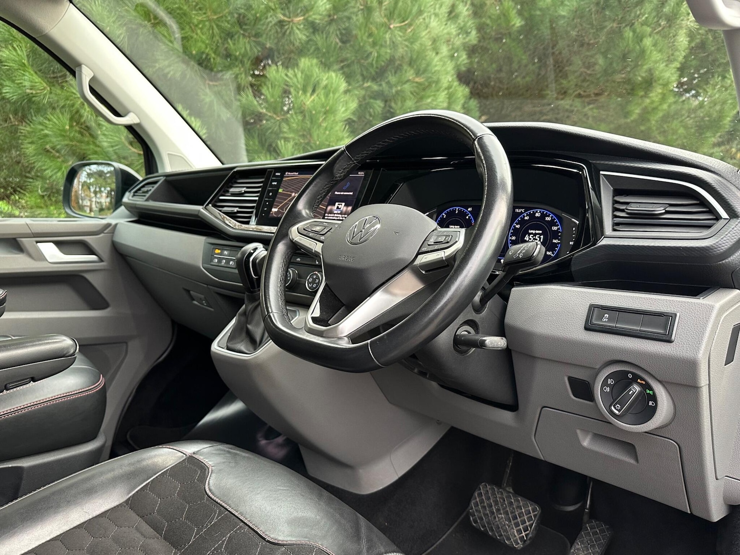 Used Volkswagen Transporter for sale - 76802399: Photo 5