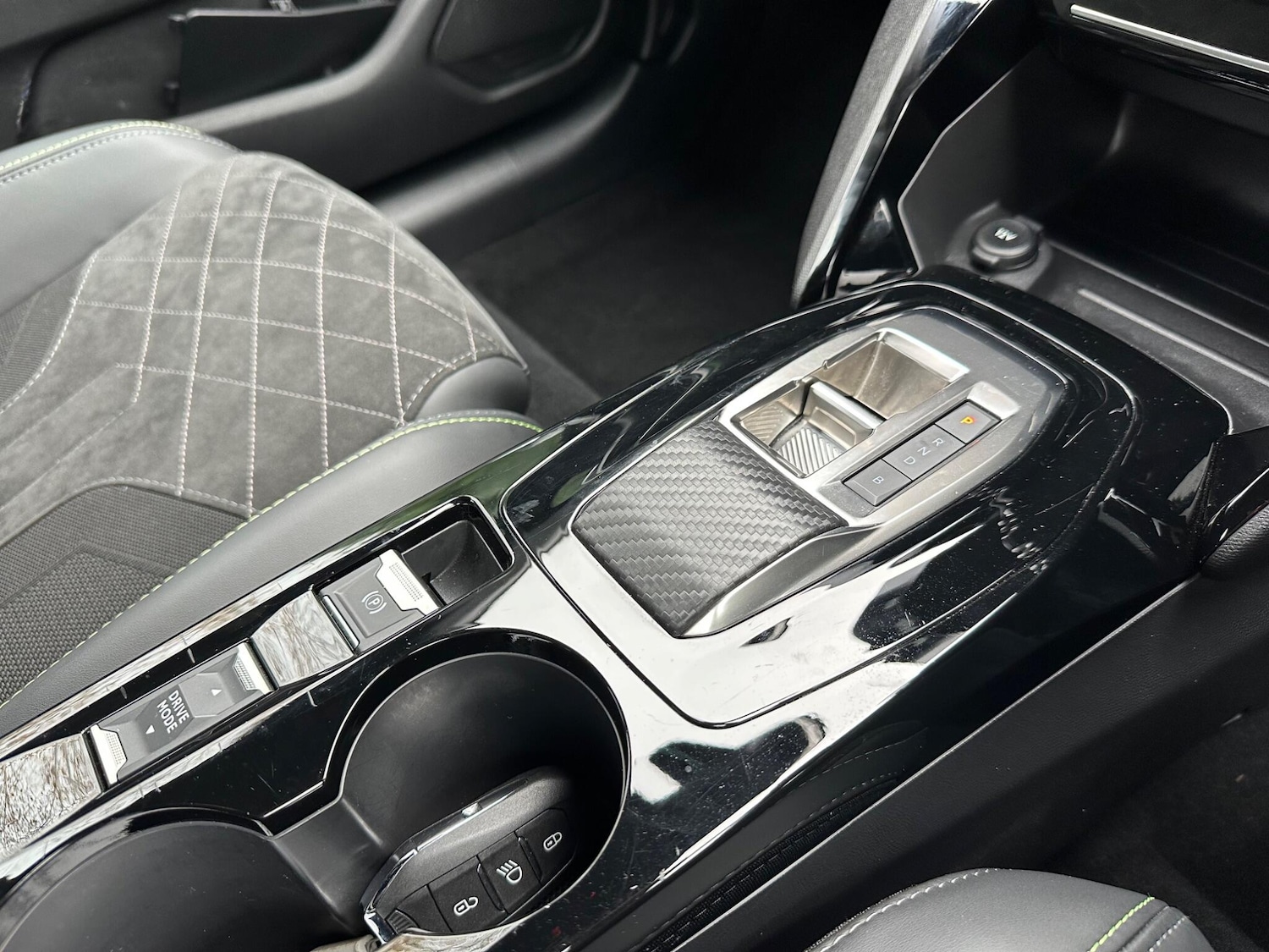 Used Peugeot E-208 for sale - 76802380: Photo 23