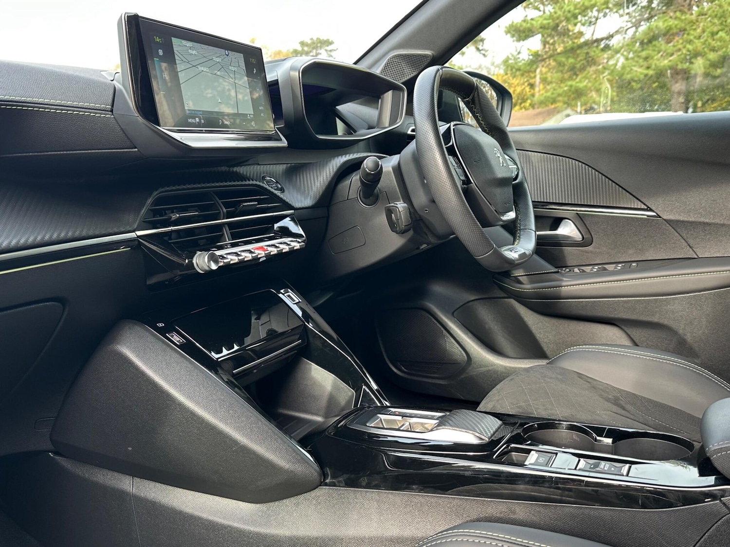 Used Peugeot E-208 for sale - 76802380: Photo 24