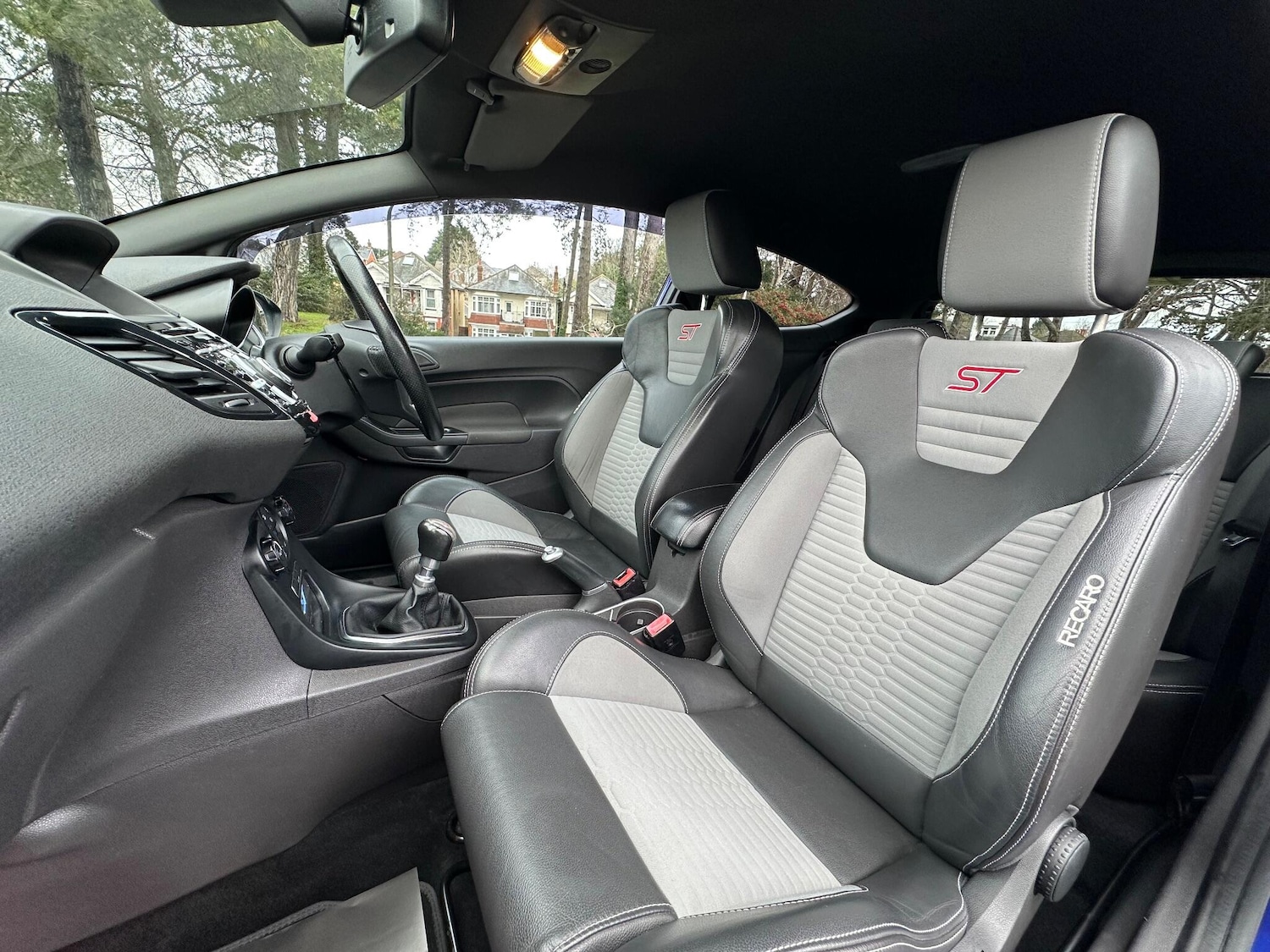 Used Ford Fiesta 2015 for sale - 77331200: Photo 4