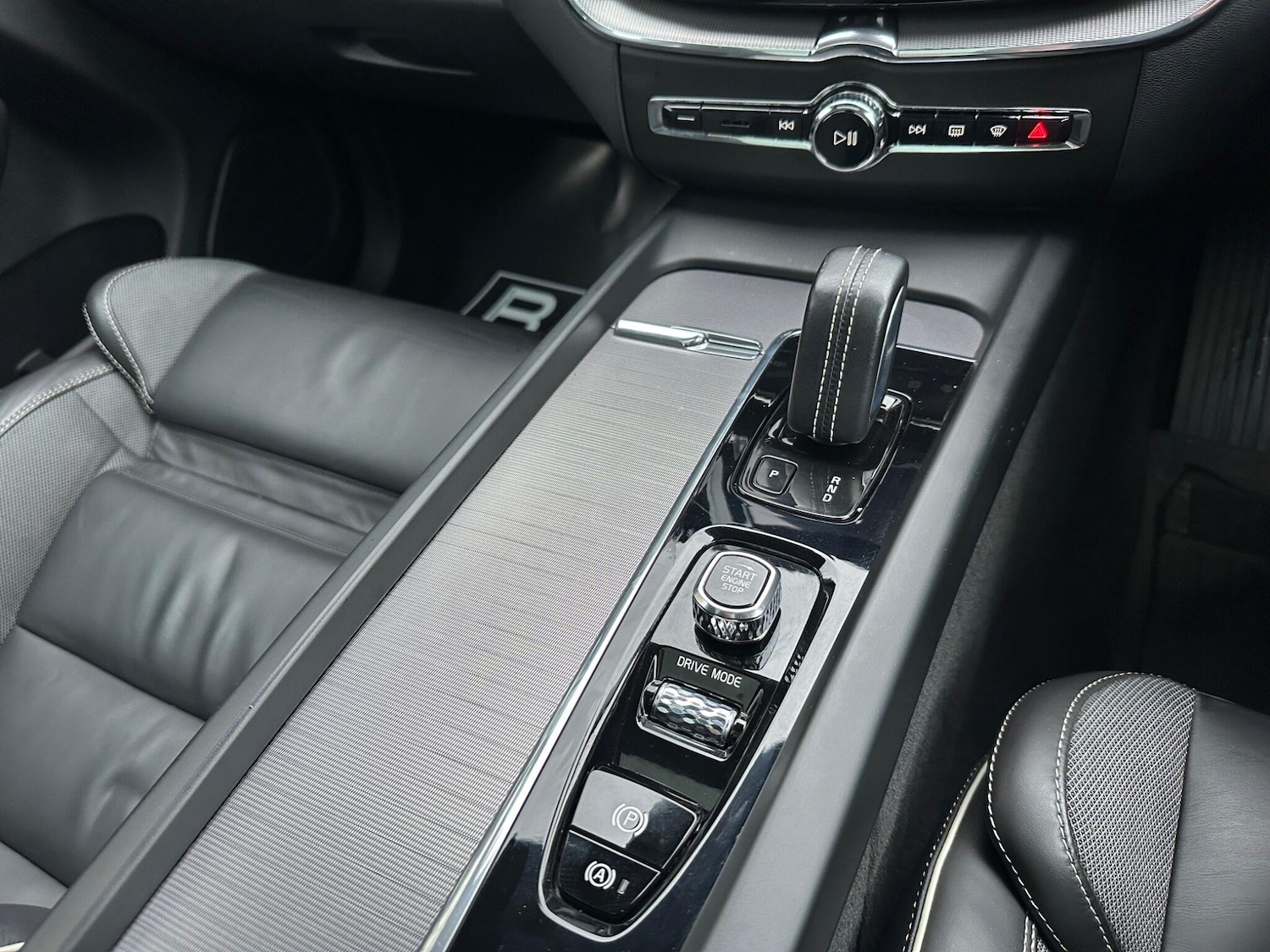 Used Volvo XC60 for sale - 76802344: Photo 19