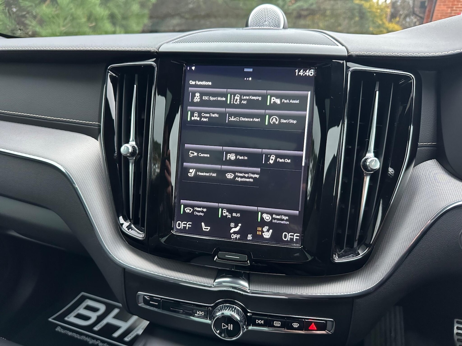 Used Volvo XC60 for sale - 76802344: Photo 23