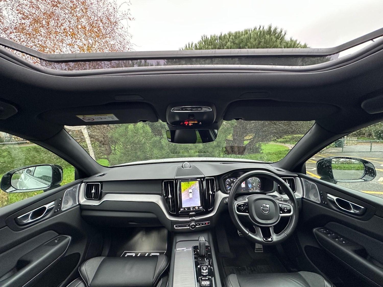 Used Volvo XC60 for sale - 76802344: Photo 3