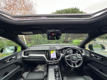 Used Volvo XC60 2021 for sale - 76802344: Photo