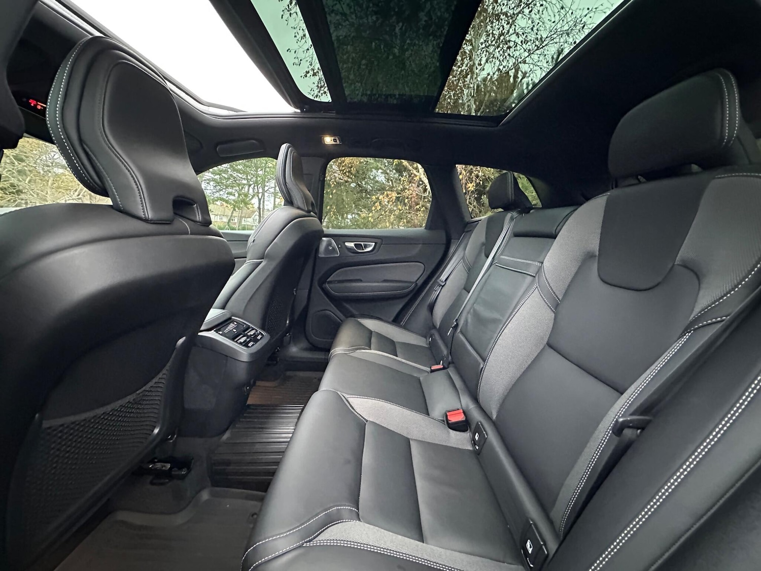 Used Volvo XC60 for sale - 76802344: Photo 8