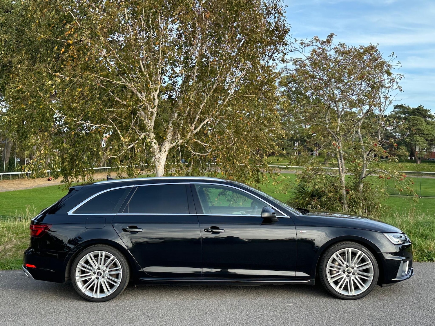 Used Audi A4 Avant for sale - 76802367: Photo 6