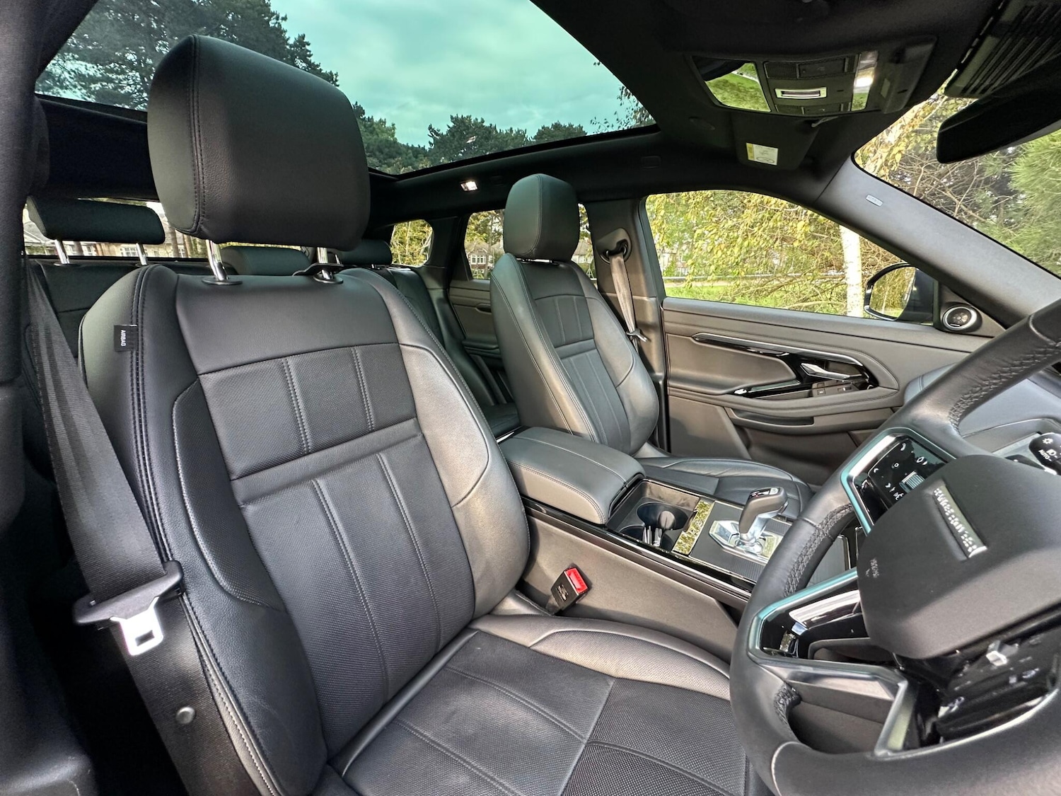 Used Land Rover Range Rover Evoque 2022 for sale - 76801102: Photo 11