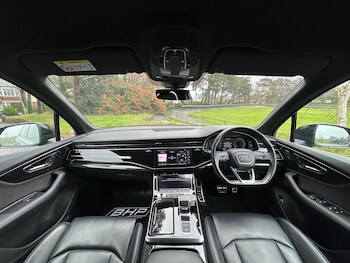 Used Audi Q7 2021 for sale - 76800933: Photo