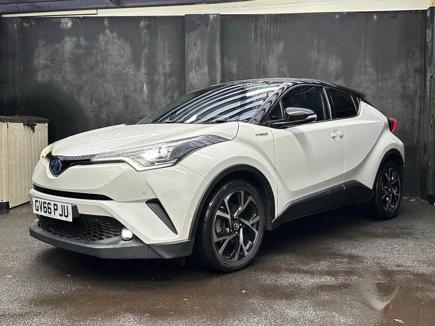 Used Toyota C-HR 2017 for sale - 77230602: Photo 19