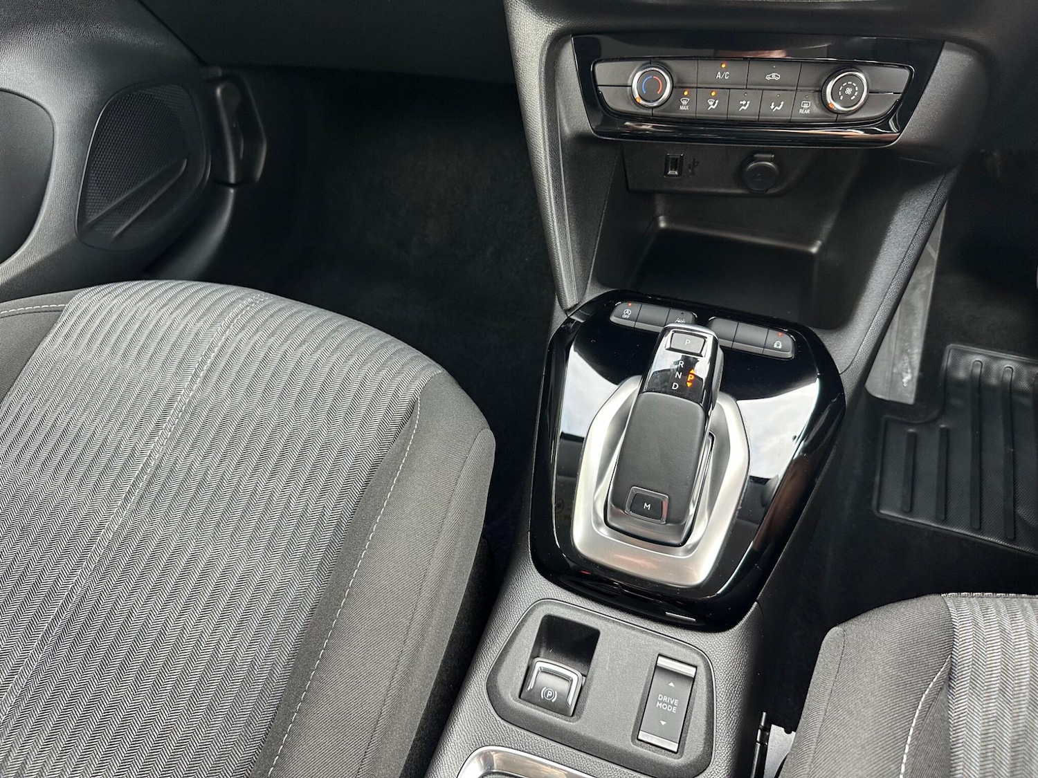 Used Vauxhall Corsa for sale - 76802362: Photo 16