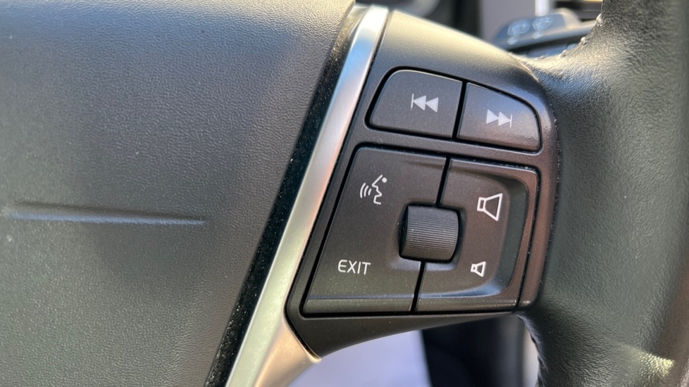 Used Volvo XC60 2016 for sale - 76575079: Photo 19