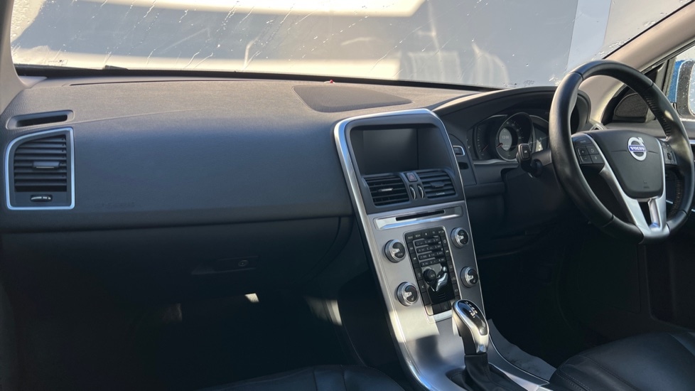 Used Volvo XC60 2016 for sale - 76575079: Photo 4