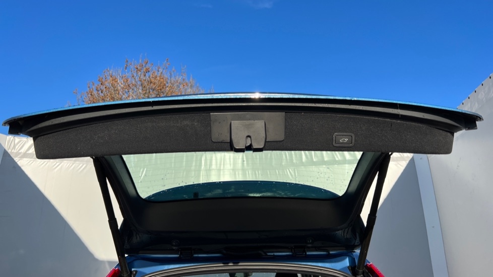 Used Volvo XC60 2016 for sale - 76575079: Photo 41