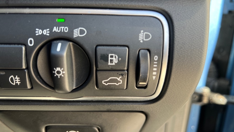 Used Volvo XC60 2016 for sale - 76575079: Photo 43