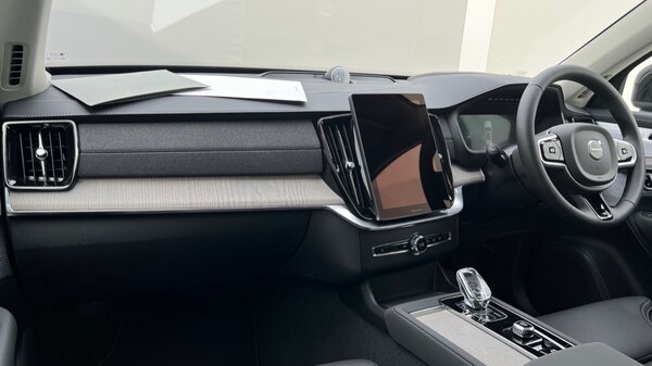 Used Volvo XC90 2025 for sale - 76112396: Photo 4