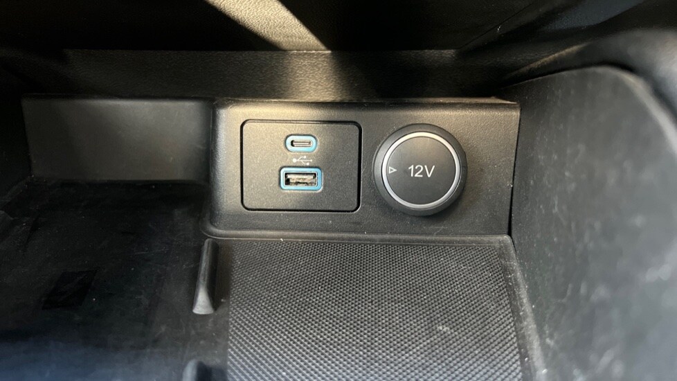 Used Ford Kuga 2020 for sale - 77018251: Photo 40