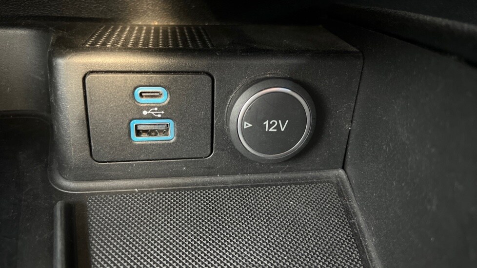 Used Ford Kuga 2020 for sale - 77018251: Photo 41