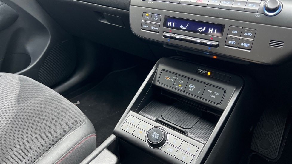 Used Hyundai KONA 2024 for sale - 76870408: Photo 28