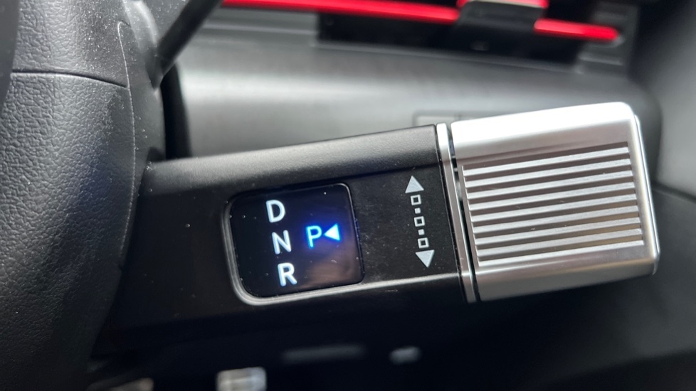 Used Hyundai KONA 2024 for sale - 76870408: Photo 29