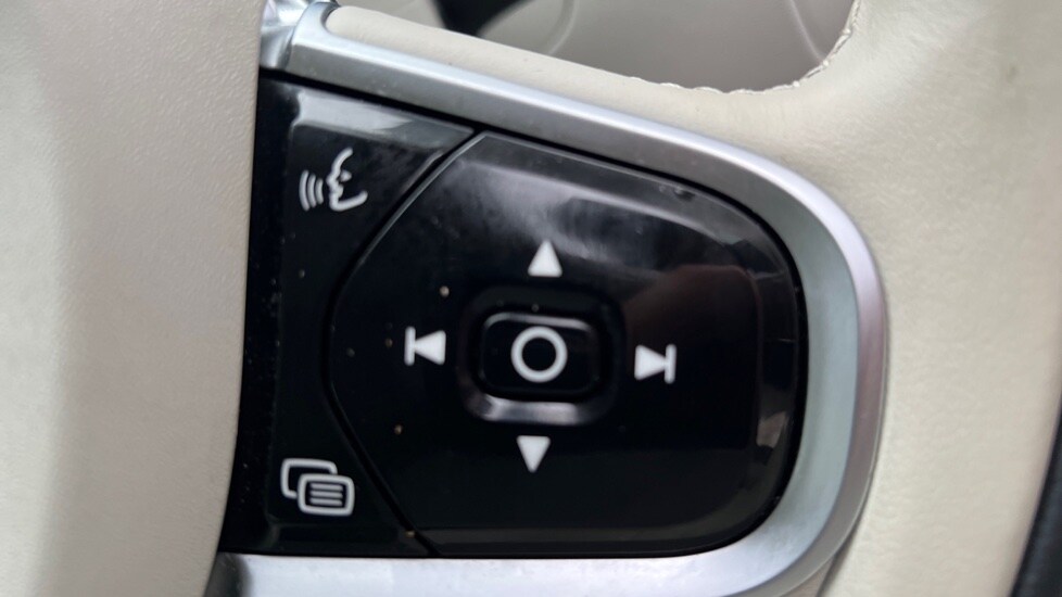 Used Volvo XC60 2025 for sale - 76780163: Photo 19