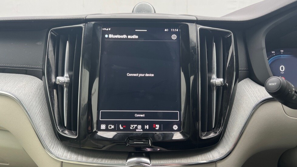 Used Volvo XC60 2025 for sale - 76780163: Photo 32