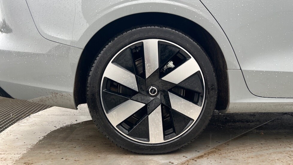 Used Volvo V60 2025 for sale - 76874156: Photo 16