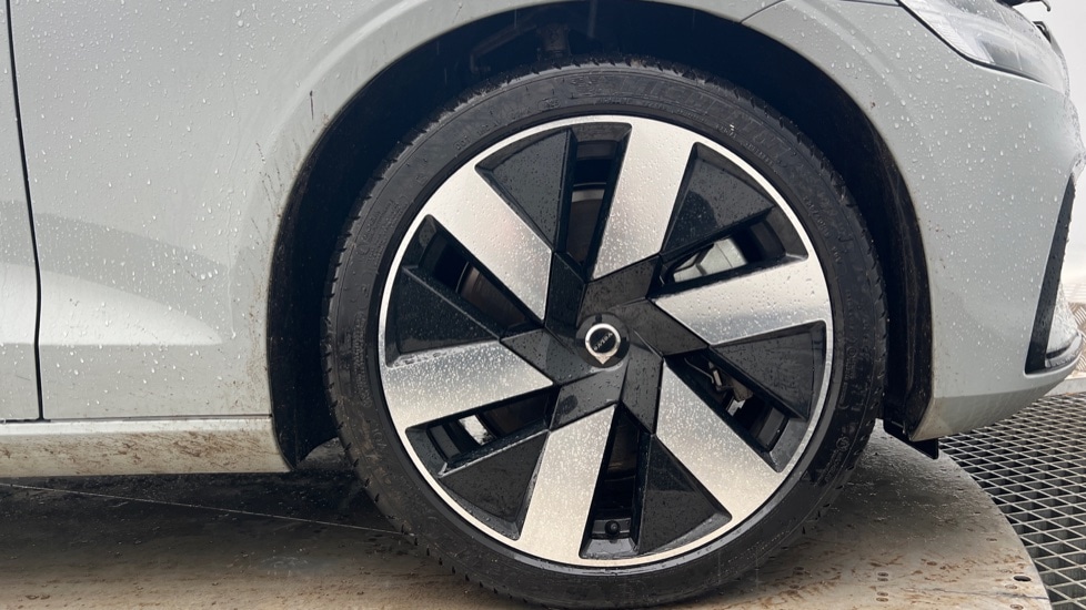 Used Volvo V60 2025 for sale - 76874156: Photo 25